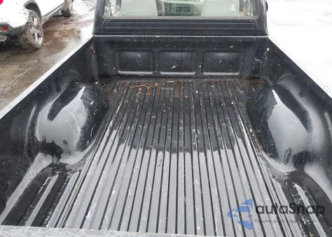 2001 Toyota Tacoma z USA, uszkodzony, nr VIN 5TENL42N11Z762297